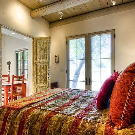 Eastside Compound Holiday home *