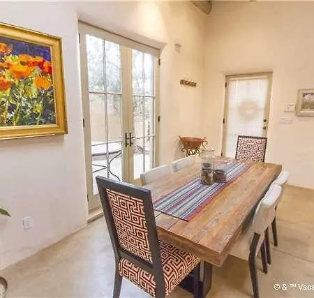 Eastside Compound Holiday home *
